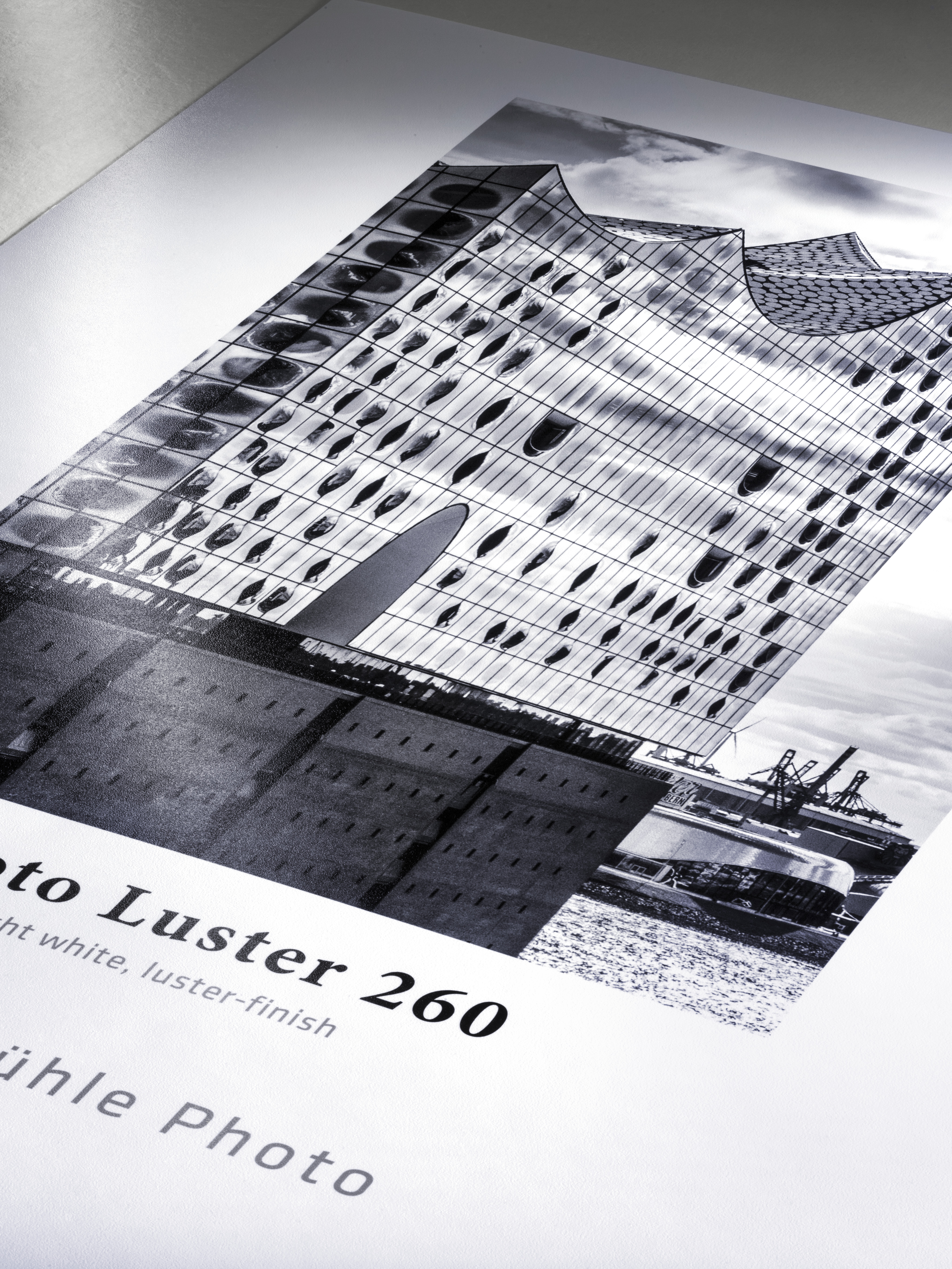 Detailaufnahme von der Elbphilharmonie auf Photo Luster 260