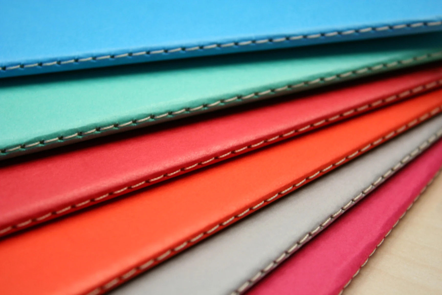 Sketch&Note in allen 3 Farben detailaufnahme