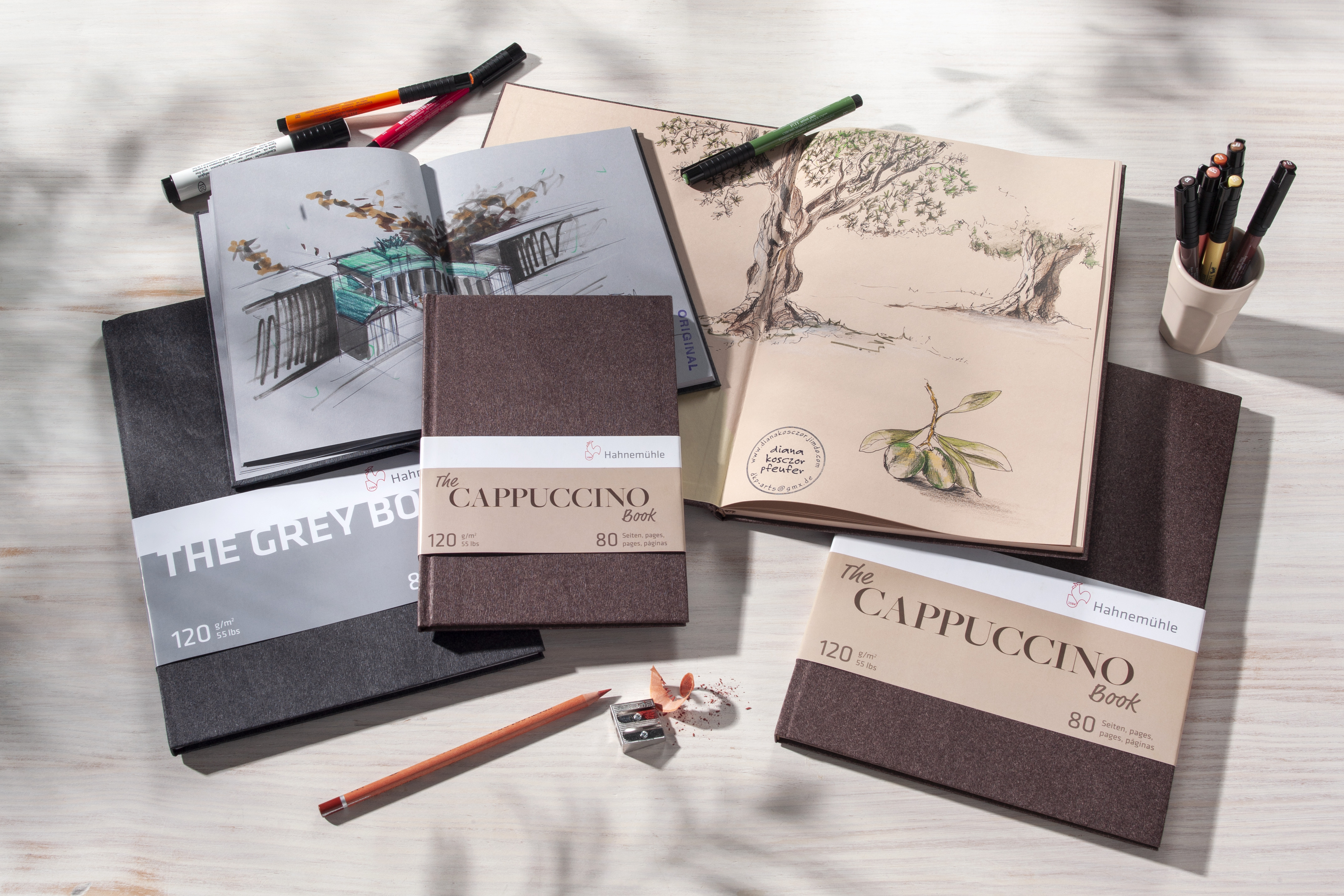 The Grey Book & The Cappuccino Book Cappucino und grey Book