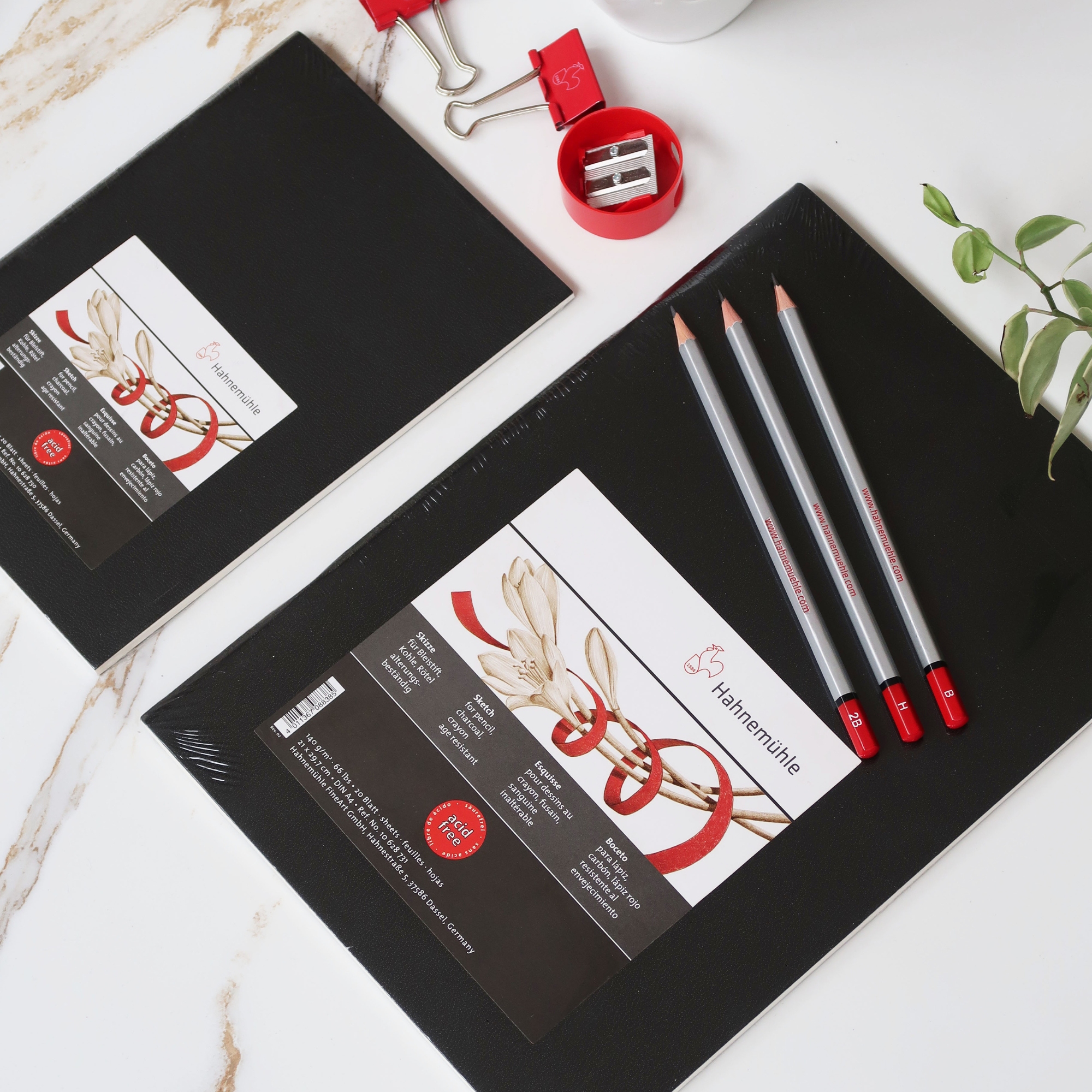 2 Sketch booklet schwarz