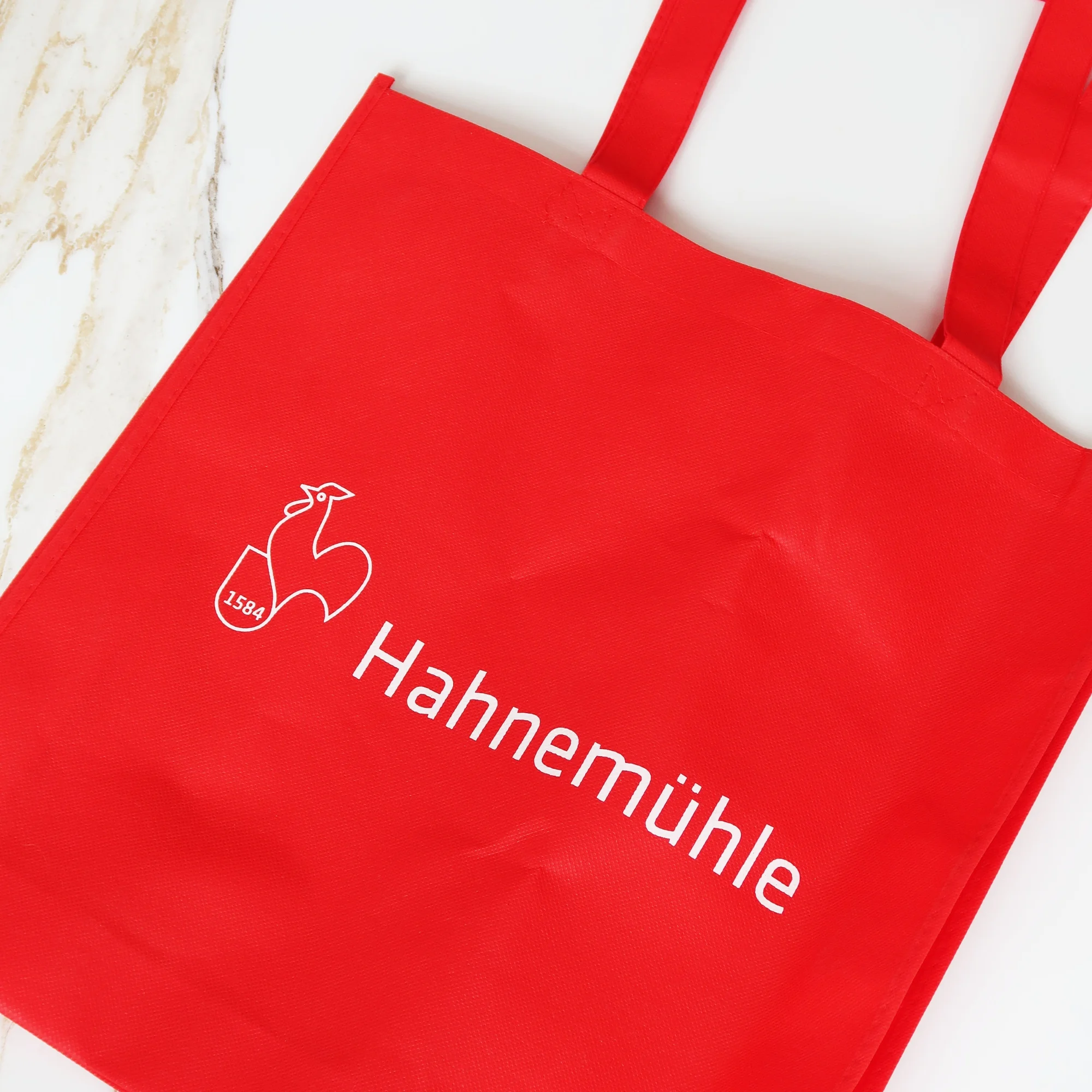 Kleine Rote Hahnemühle Stofftragetasche