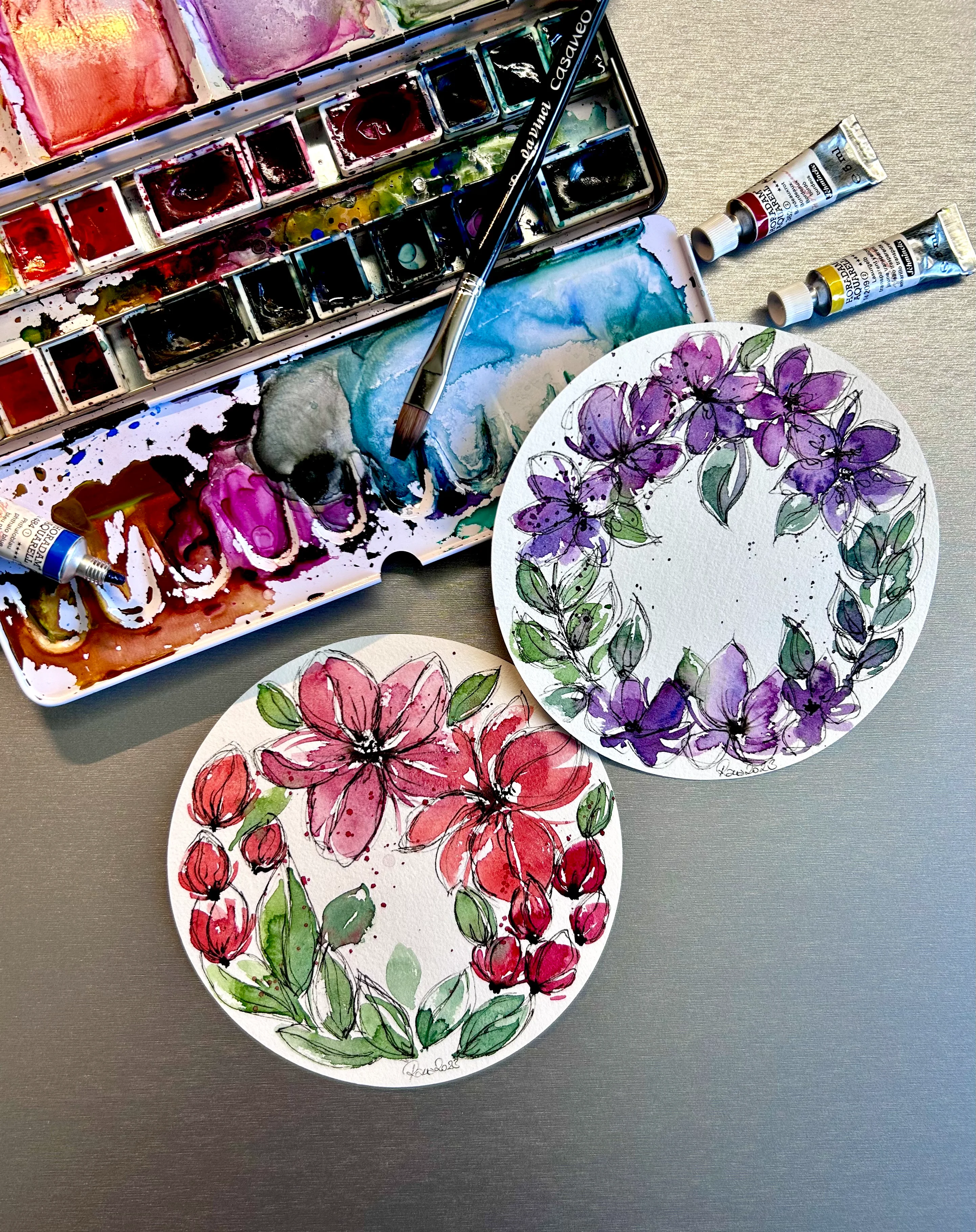 Round Watercolour bemalt